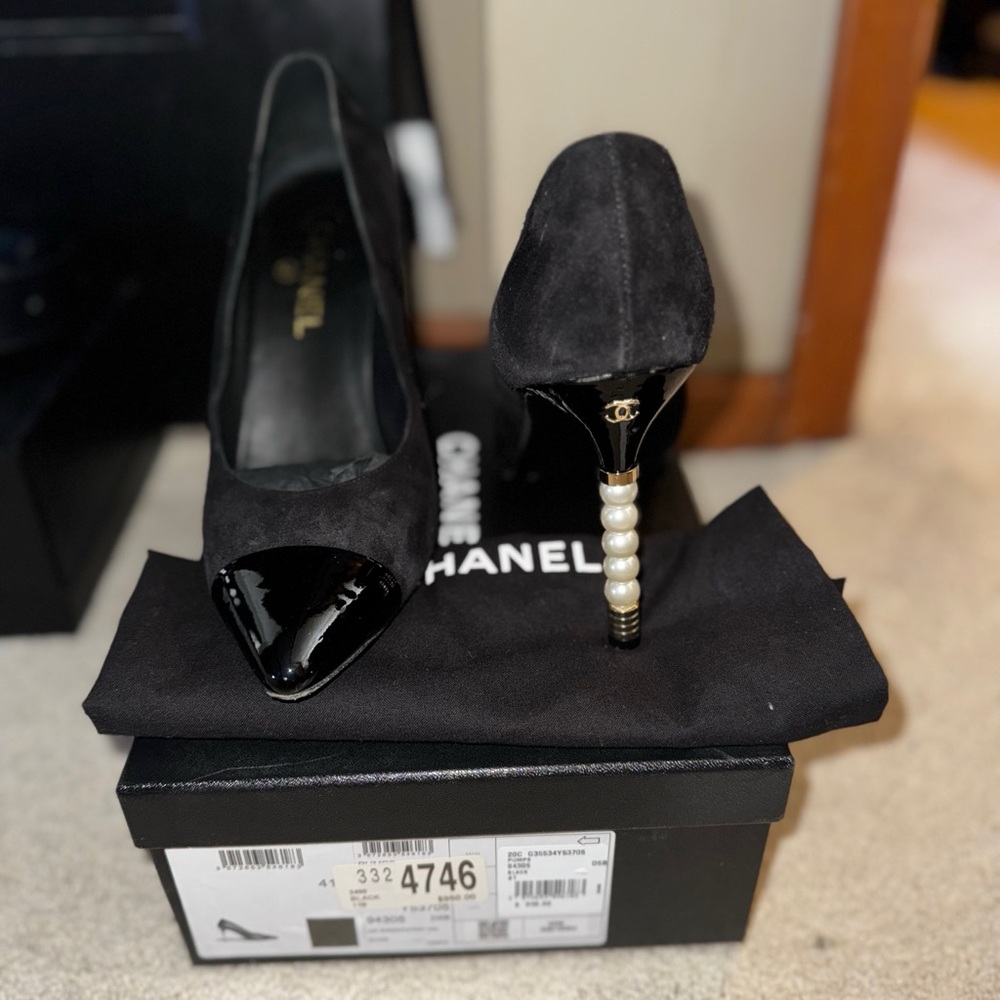 Chanel Black Suede and Patent Leather Heels